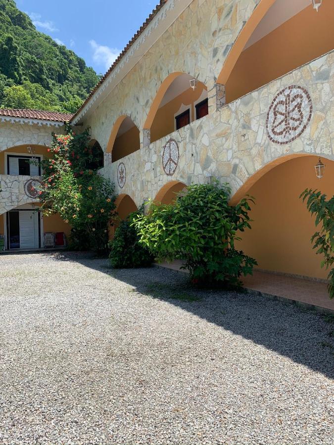 Pousada Casa De Pedra بويكوكانجا المظهر الخارجي الصورة
